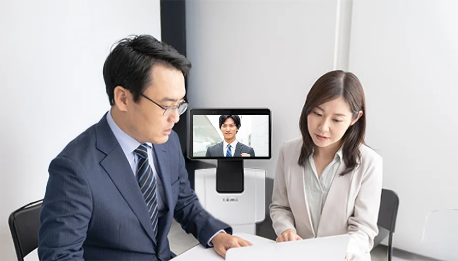 専門スタッフの遠隔接客